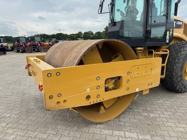 CAT CS 66 B - Compactor: picture 3 CAT CS 66 B - Compactor: picture 3