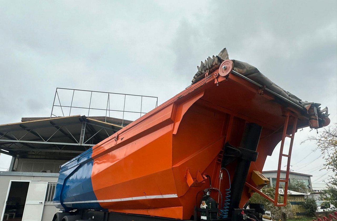 Semirimorchio ribaltabile Cardi 6 gomme - Tipper semi-trailer: picture 1 Semirimorchio ribaltabile Cardi 6 gomme - Tipper semi-trailer: picture 1