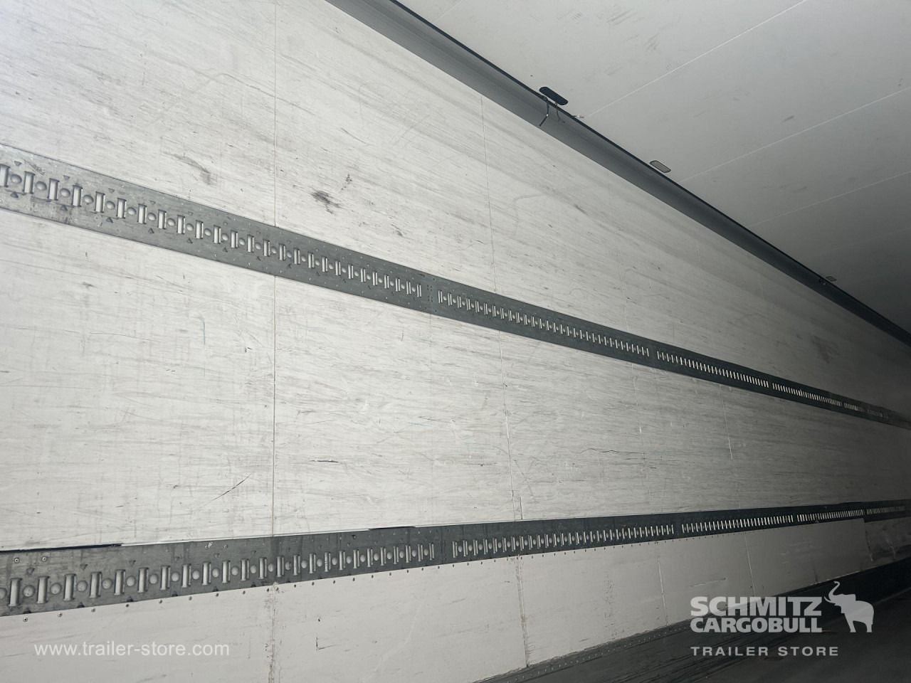 SCHMITZ Reefer Standard - Isothermal semi-trailer: picture 5 SCHMITZ Reefer Standard - Isothermal semi-trailer: picture 5
