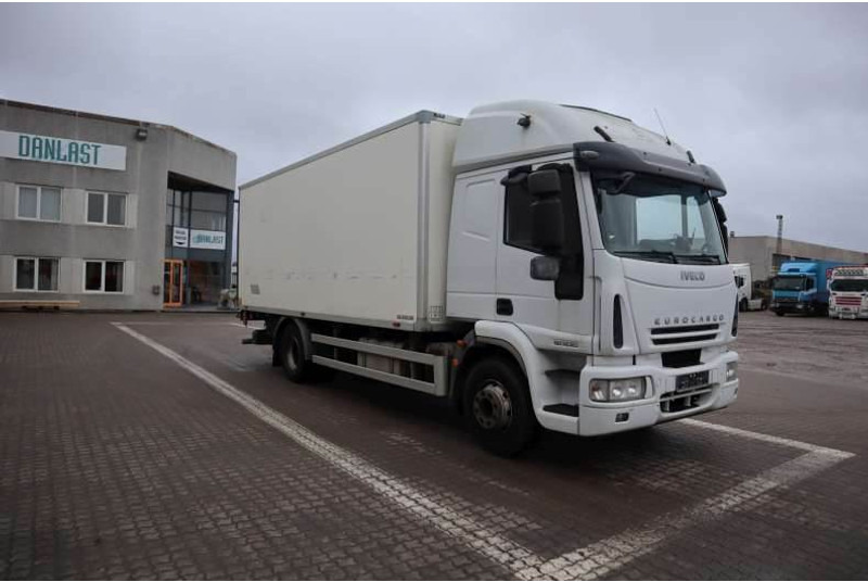 Iveco Eurocargo 4X2 Kasse-lift Afhentning - Box truck: picture 2 Iveco Eurocargo 4X2 Kasse-lift Afhentning - Box truck: picture 2