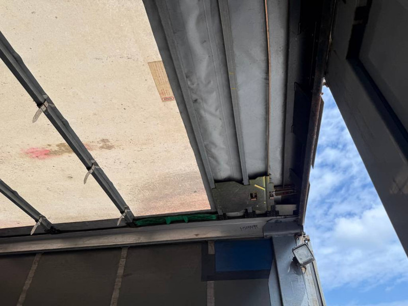 Curtainsider semi-trailer Krone Curtainsider/Planenauflieger/Gardin: picture 16