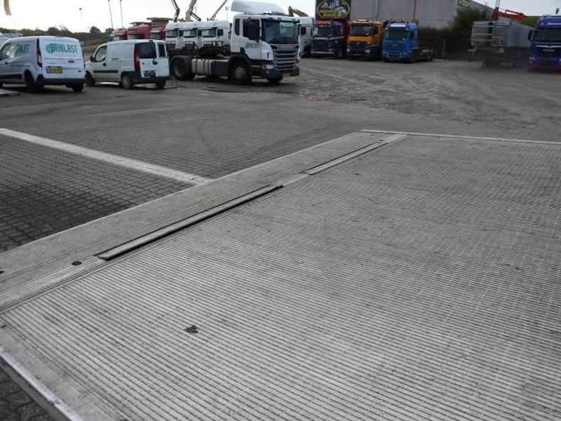 Curtainsider truck Volvo FL 240 EURO 6: picture 6