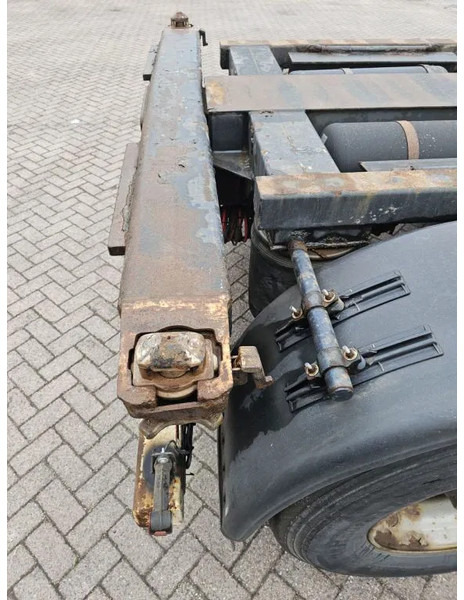 Container transporter/ Swap body semi-trailer Broshuis MFCC Multi - Lifting axle - 2x20FT / 40FTHC / 45FTHC: picture 11 Container transporter/ Swap body semi-trailer Broshuis MFCC Multi - Lifting axle - 2x20FT / 40FTHC / 45FTHC: picture 11