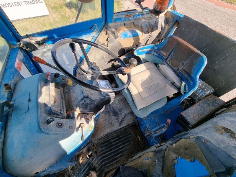 Farm tractor Ford 5610: picture 9 Farm tractor Ford 5610: picture 9