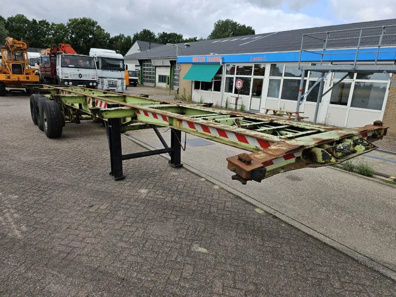 Fruehauf Steelspring - Drumbrakes - Container transporter/ Swap body semi-trailer: picture 4 Fruehauf Steelspring - Drumbrakes - Container transporter/ Swap body semi-trailer: picture 4
