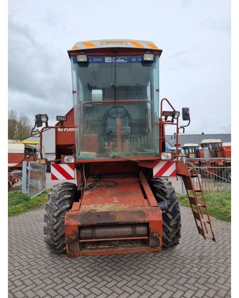 Laverda 3500 - Combine harvester: picture 2 Laverda 3500 - Combine harvester: picture 2