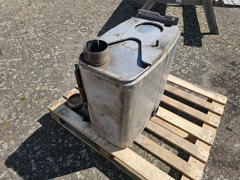 MAN Eind demper - 81.151036037 - Fuel tank for Truck: picture 3 MAN Eind demper - 81.151036037 - Fuel tank for Truck: picture 3
