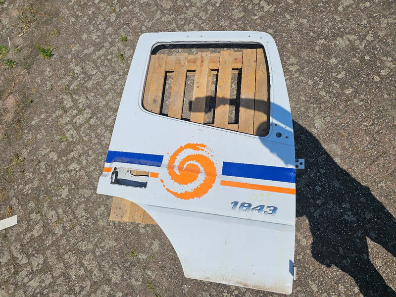 Mercedes-Benz Deur rechts mercedes actros A/97872000887 - Door and parts for Truck: picture 1 Mercedes-Benz Deur rechts mercedes actros A/97872000887 - Door and parts for Truck: picture 1