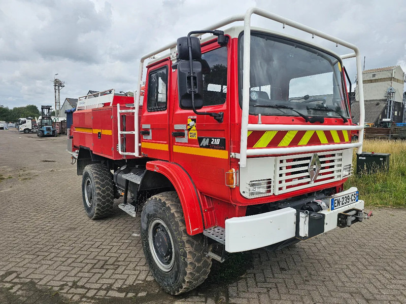 Renault M210 - Fire truck: picture 3 Renault M210 - Fire truck: picture 3