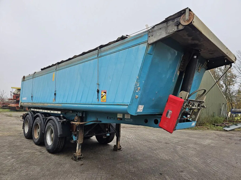 Schmitz Cargobull Steel chassis / Alu Bucket - Tipper semi-trailer: picture 3 Schmitz Cargobull Steel chassis / Alu Bucket - Tipper semi-trailer: picture 3