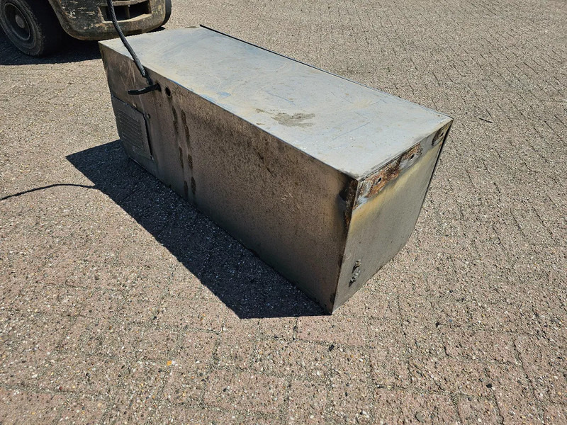Spare parts for Truck MAN RVS opslag bak: picture 6