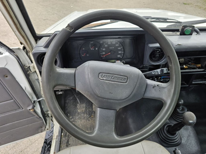 Interior photo 2: Van Toyota Land Cruiser LB71MOD
