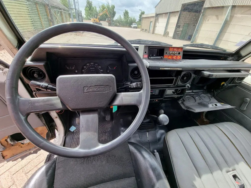Van Toyota Land Cruiser PHZJ75RMOD: picture 13