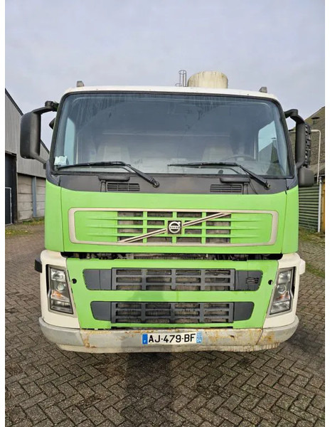 Volvo FM 12.480 FM8446B - 8x4 - Manual Gear - Dropside/ Flatbed truck: picture 2 Volvo FM 12.480 FM8446B - 8x4 - Manual Gear - Dropside/ Flatbed truck: picture 2