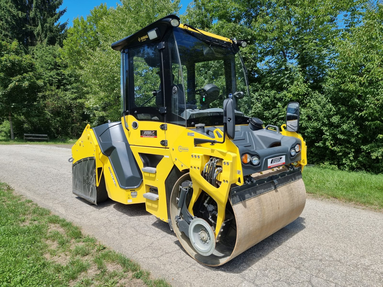BOMAG BW 151 AC-5 - Roller: picture 5 BOMAG BW 151 AC-5 - Roller: picture 5