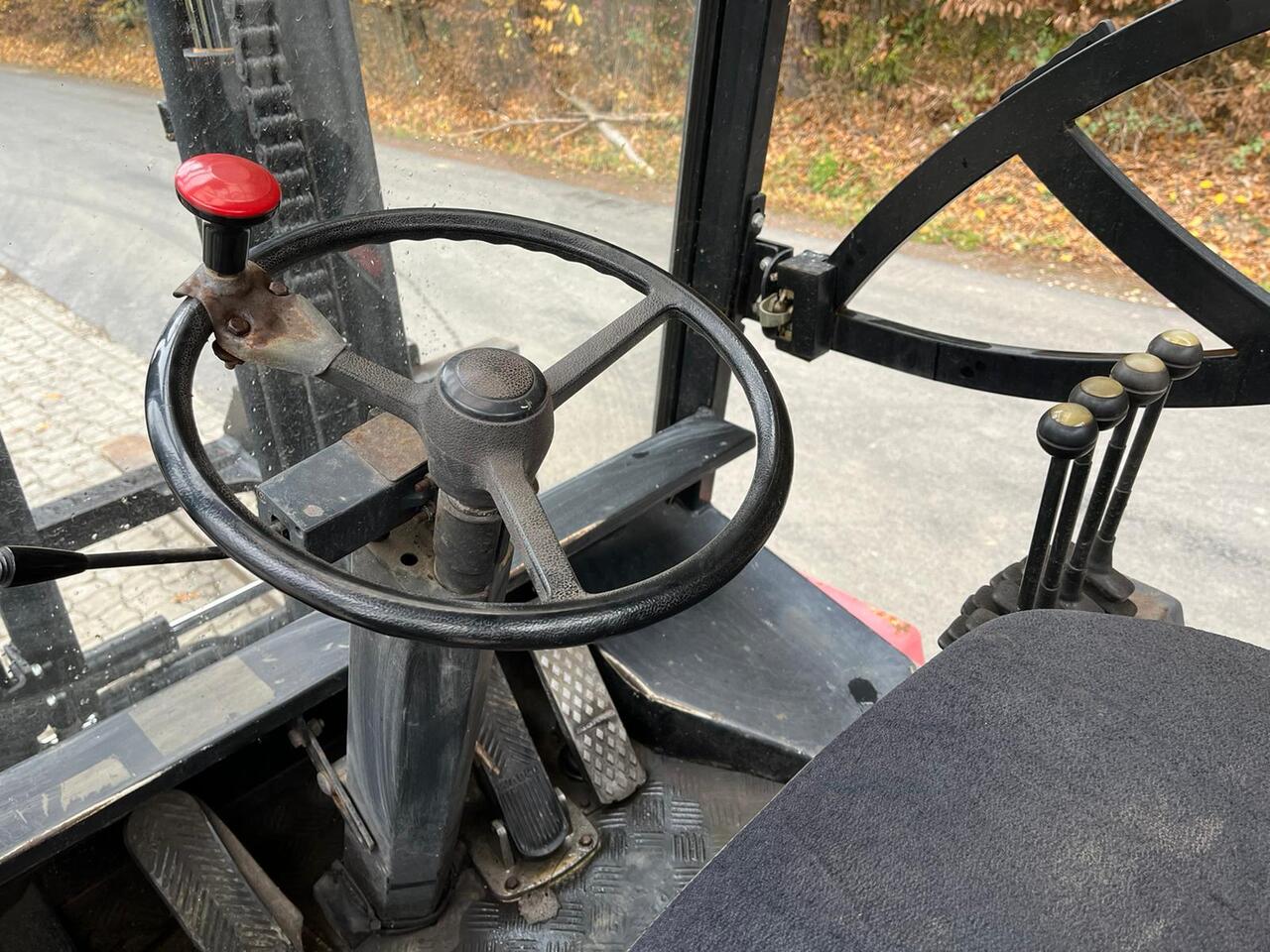 Forklift CLARK DPL 60: picture 12 Forklift CLARK DPL 60: picture 12