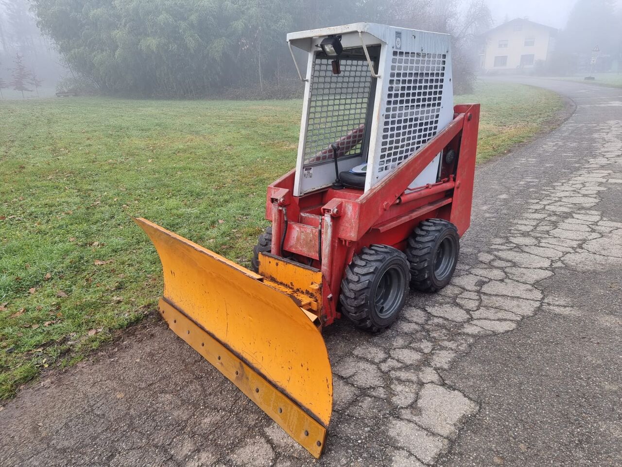 GEHL SL 1620 - Skid steer loader: picture 3 GEHL SL 1620 - Skid steer loader: picture 3