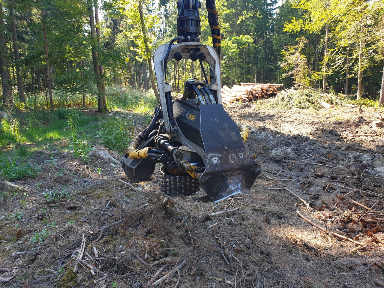 Crawler excavator HITACHI ZX 210-3 with Kesla 25 RH: picture 7