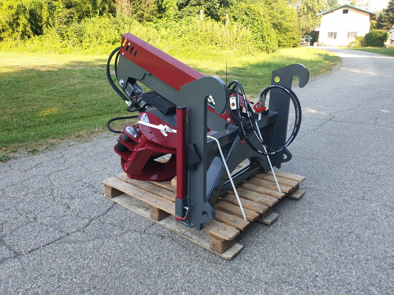 Hydraulic forwarding tongs for telehandlers - Grapple for Telescopic wheel loader: picture 5 Hydraulic forwarding tongs for telehandlers - Grapple for Telescopic wheel loader: picture 5