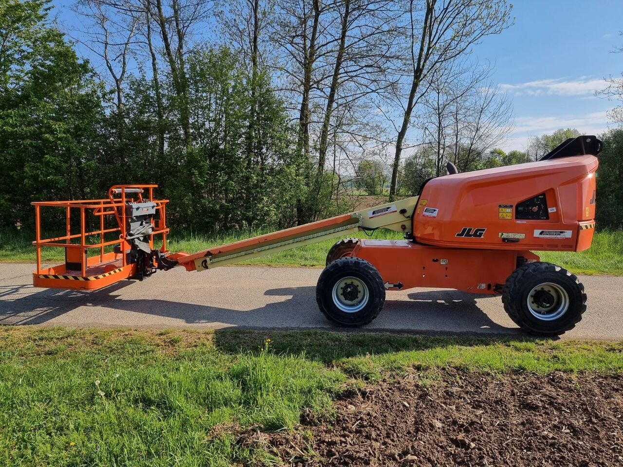 JLG 400S - Telescopic boom: picture 1 JLG 400S - Telescopic boom: picture 1