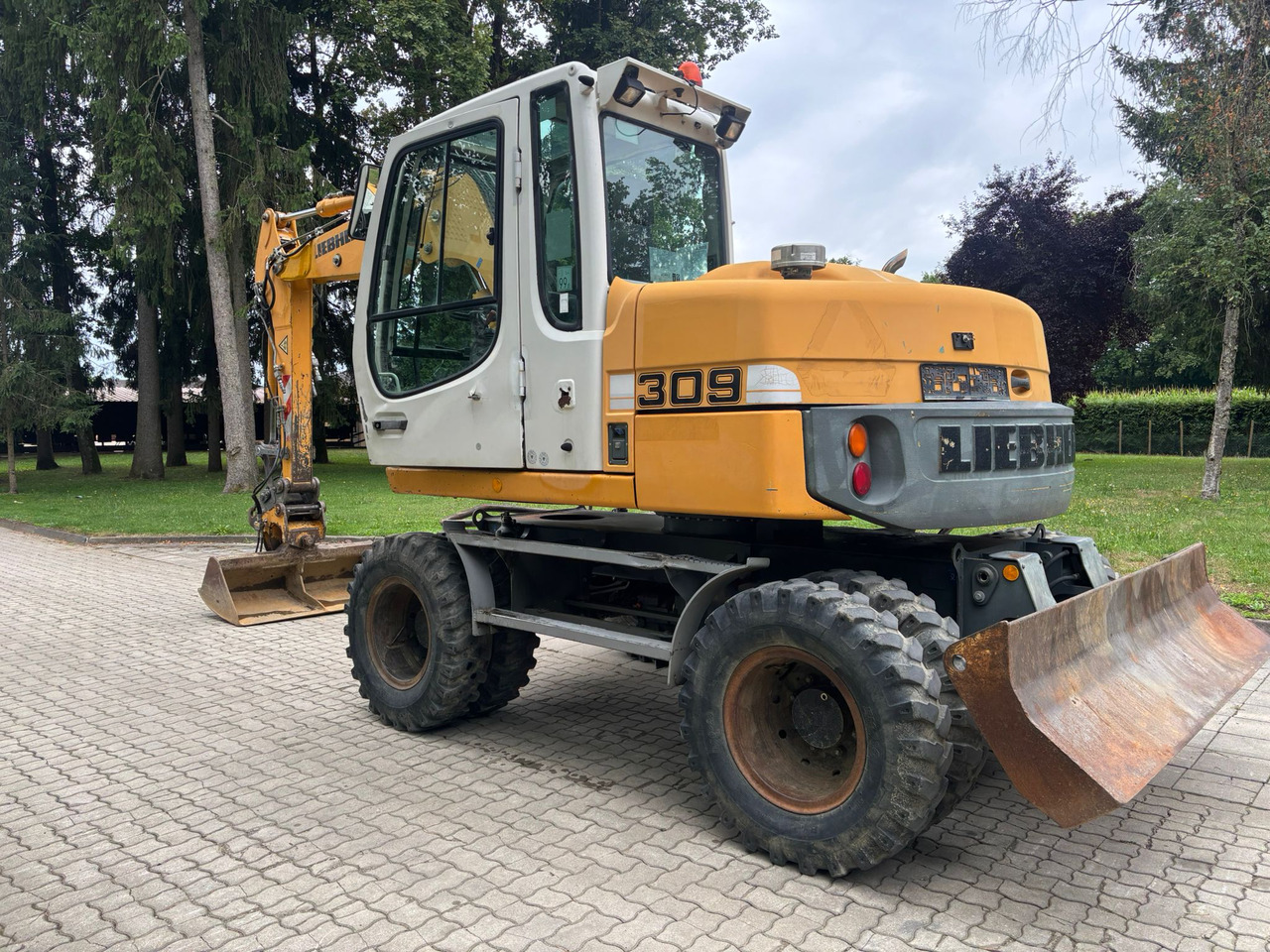 LIEBHERR A 309 Litronic - Wheel excavator: picture 5 LIEBHERR A 309 Litronic - Wheel excavator: picture 5