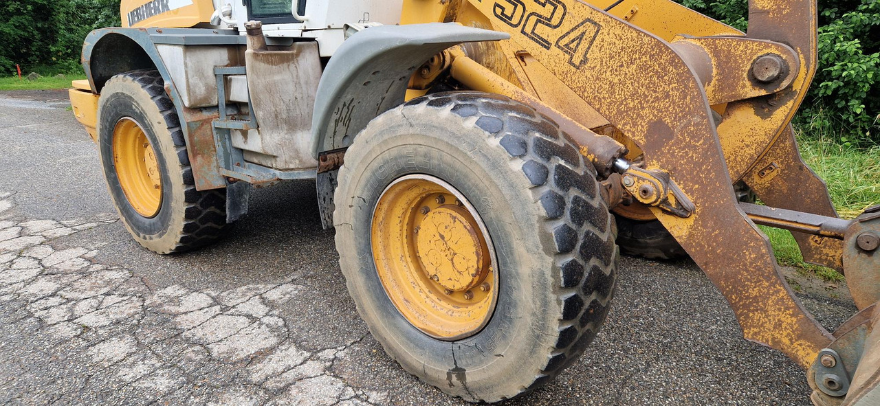 MICHELIN 17.5 R25 - Tire for Wheel loader: picture 5 MICHELIN 17.5 R25 - Tire for Wheel loader: picture 5
