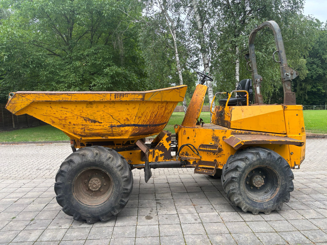 THWAITES 6 ton - Articulated dumper: picture 1 THWAITES 6 ton - Articulated dumper: picture 1