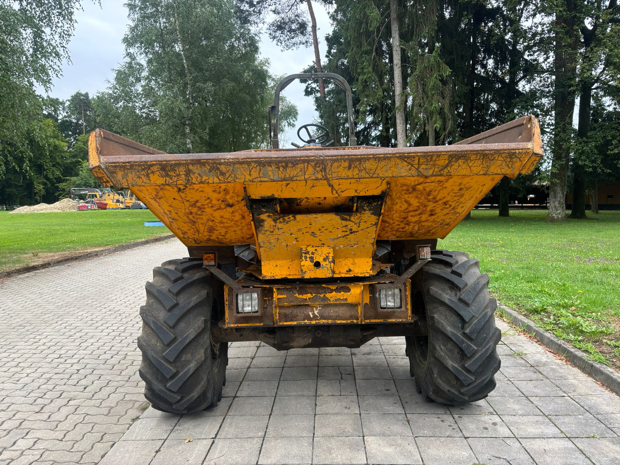 THWAITES 6 ton - Articulated dumper: picture 4 THWAITES 6 ton - Articulated dumper: picture 4
