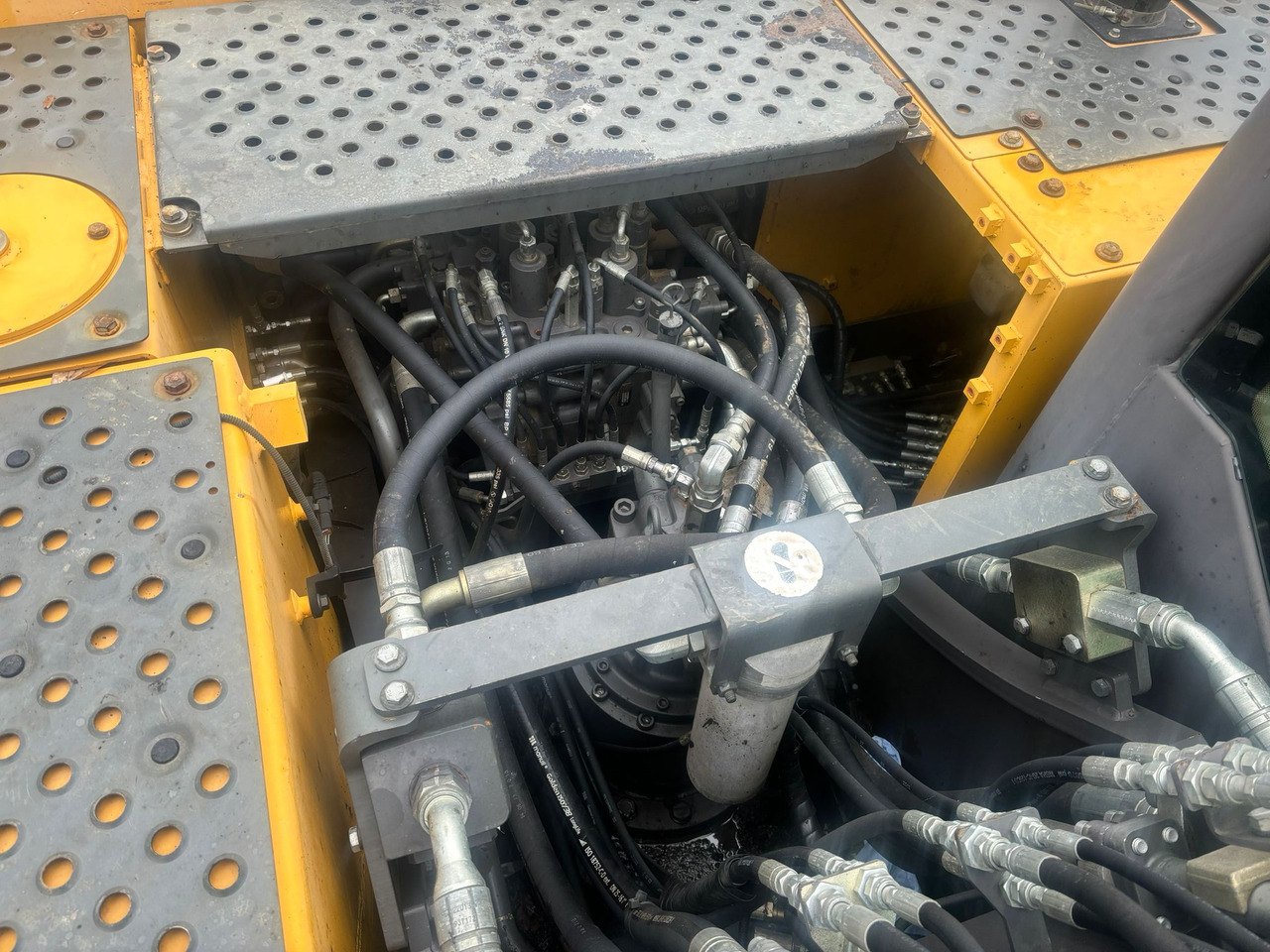 Crawler excavator Volvo EC 220 DL: picture 9 Crawler excavator Volvo EC 220 DL: picture 9