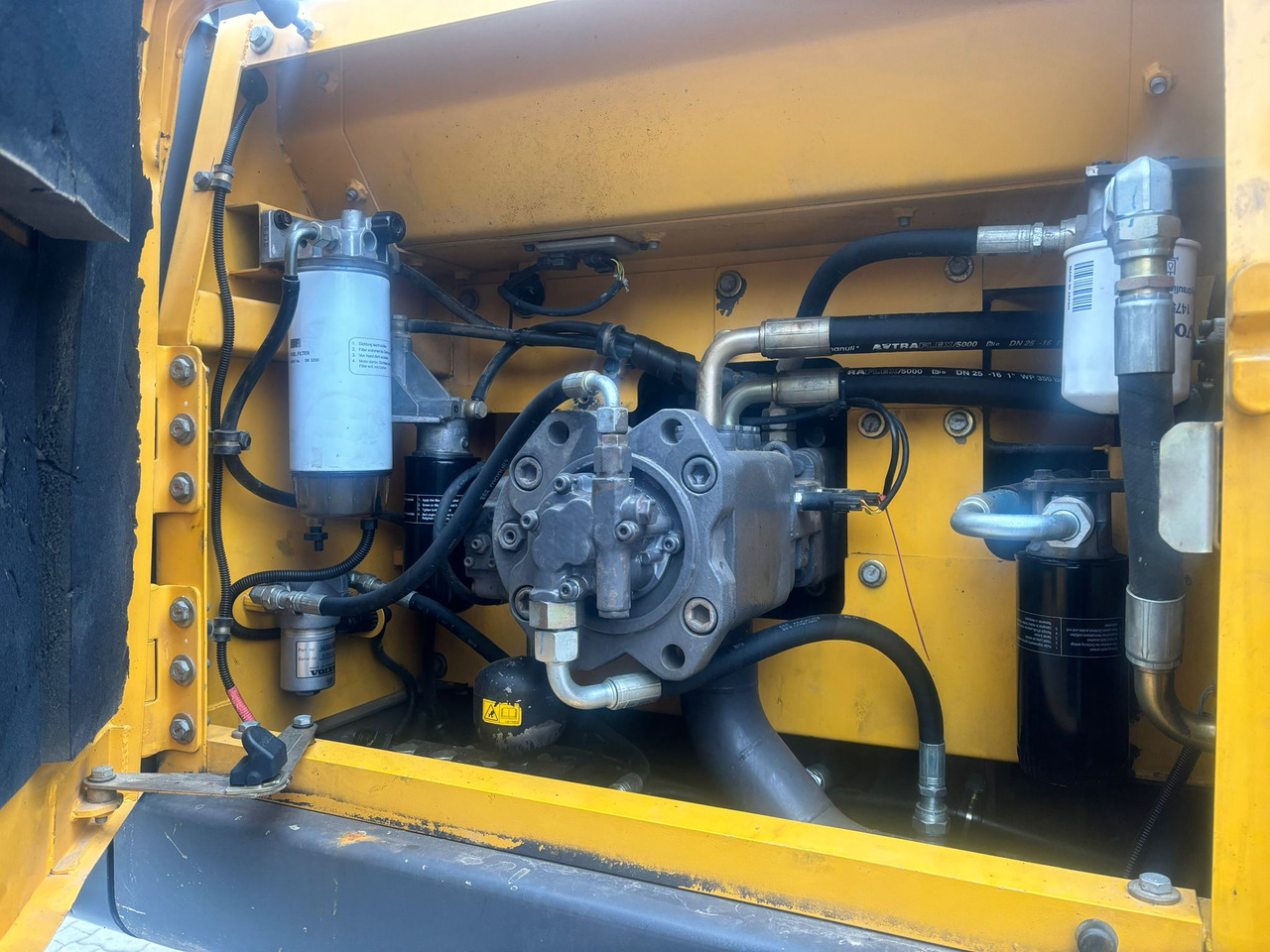 Crawler excavator Volvo EC 220 DL: picture 10 Crawler excavator Volvo EC 220 DL: picture 10