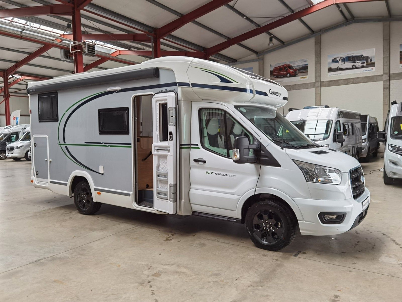 Semi-integrated motorhome Chausson 627 TITANIUM / - 2026 -/ EINZELBETTEN & HUBBETT: picture 10