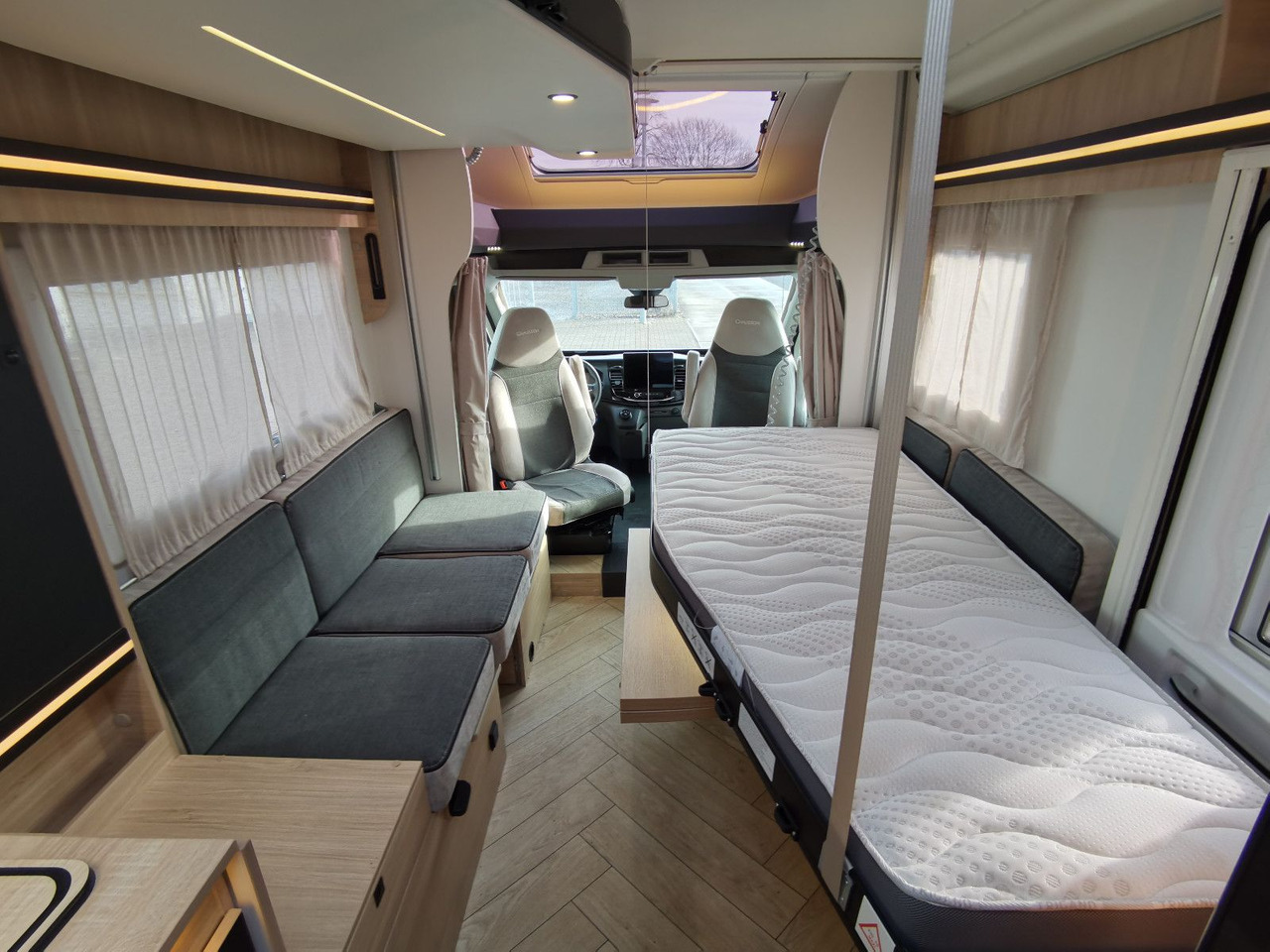 Semi-integrated motorhome Chausson 630 TITANIUM / - 2026 - / EINZEL. - HUBBETTEN: picture 13
