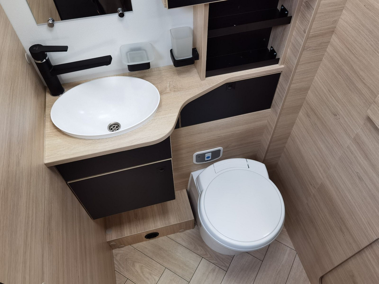 Semi-integrated motorhome Chausson 630 TITANIUM / - 2026 - / EINZEL. - HUBBETTEN: picture 16