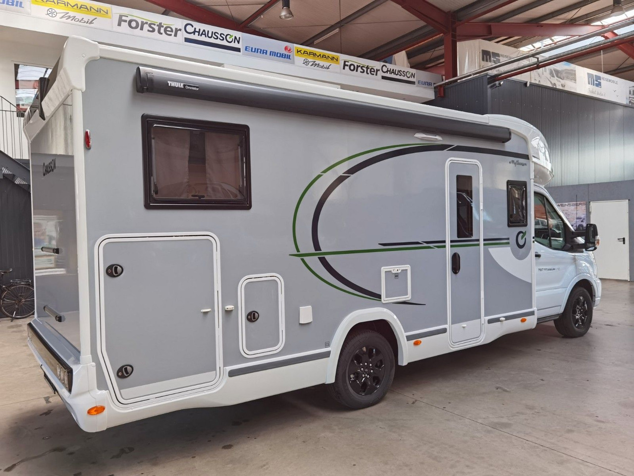Chausson 797 TITANIUM / -2026- / 165PS- 8G. / 4.1T. / AHK - Semi-integrated motorhome: picture 4 Chausson 797 TITANIUM / -2026- / 165PS- 8G. / 4.1T. / AHK - Semi-integrated motorhome: picture 4