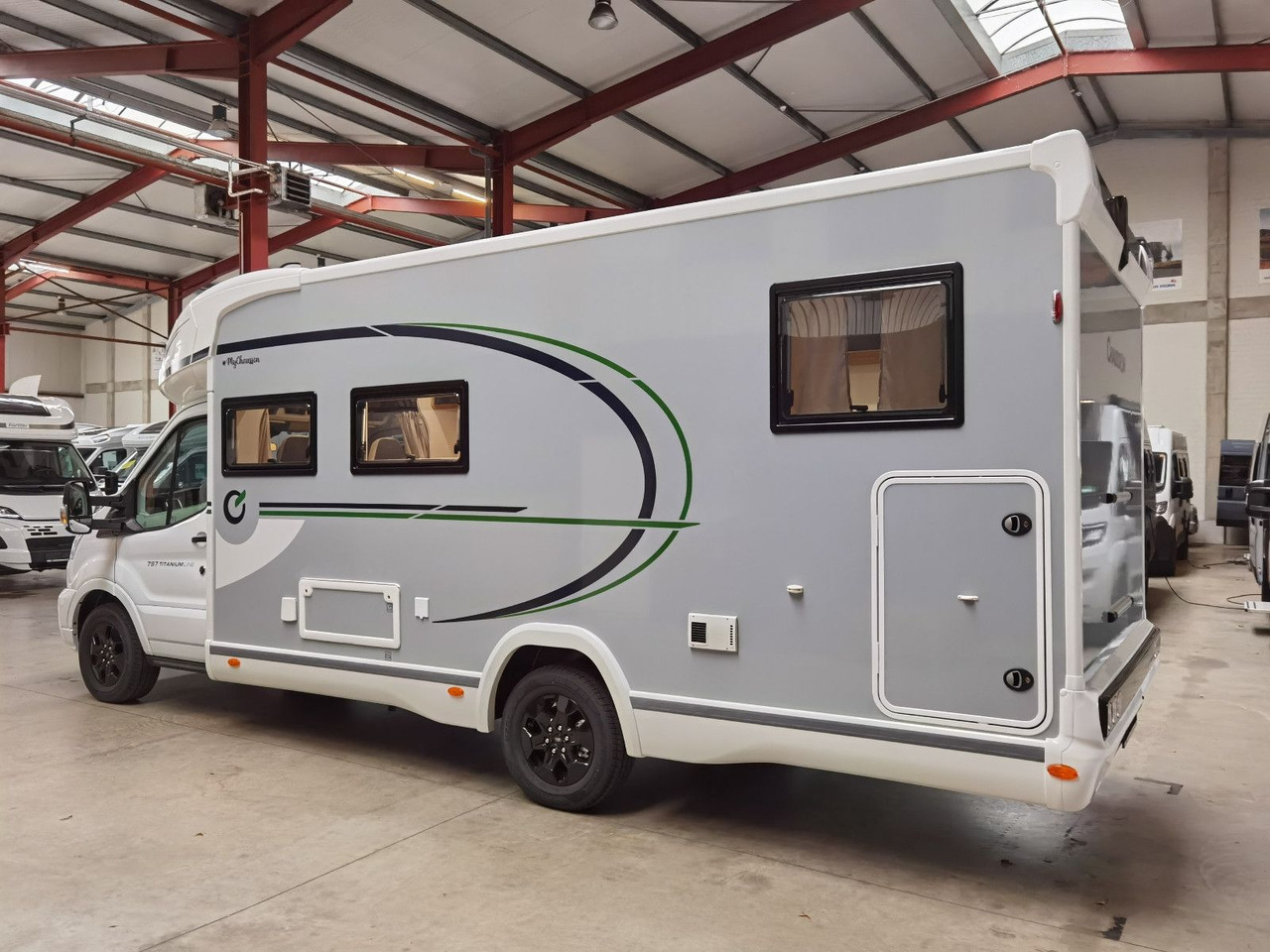 Chausson 797 TITANIUM / -2026- / 165PS-8G. / EINZELBETTEN - Semi-integrated motorhome: picture 5 Chausson 797 TITANIUM / -2026- / 165PS-8G. / EINZELBETTEN - Semi-integrated motorhome: picture 5