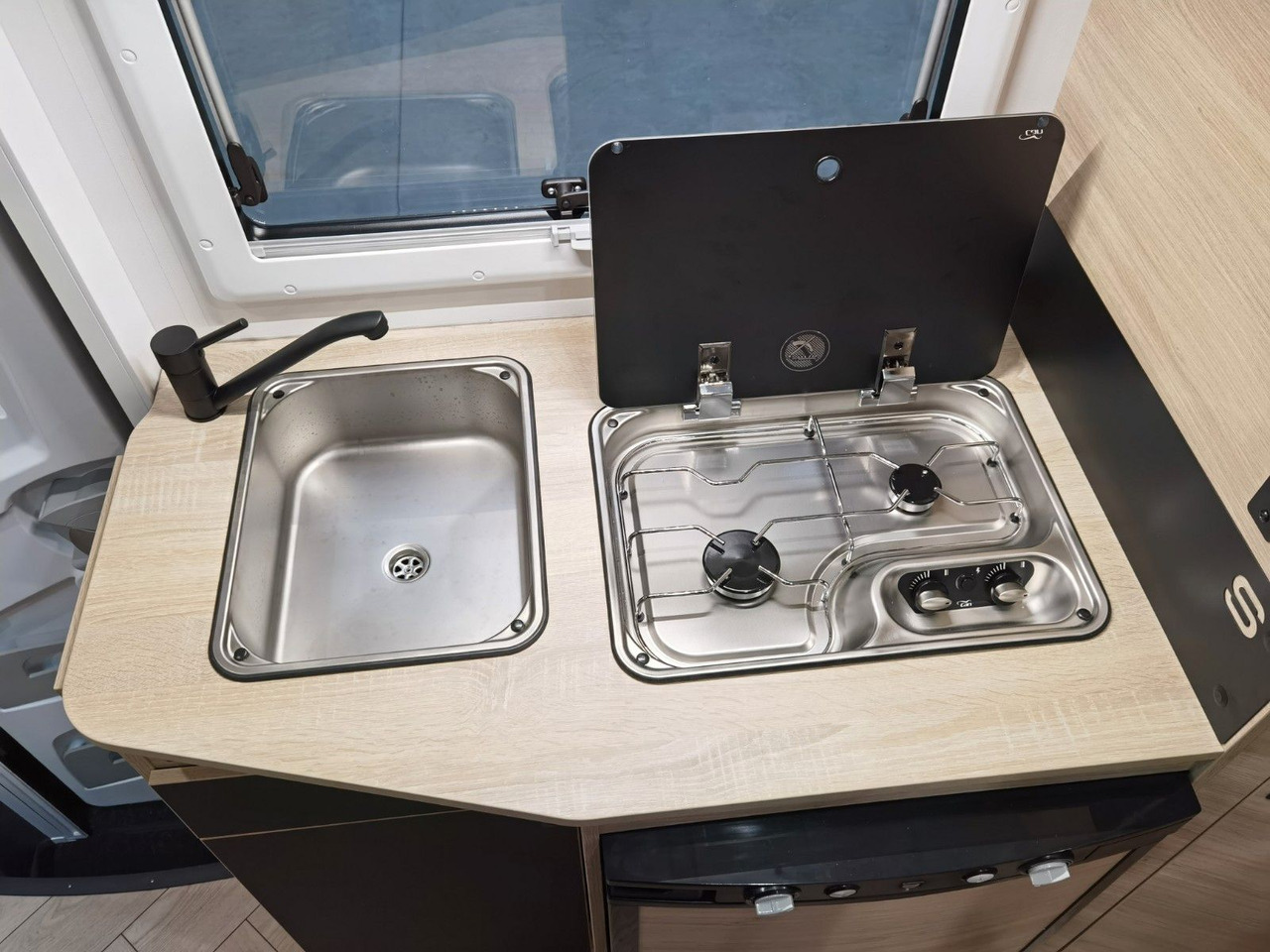 Semi-integrated motorhome Chausson S 697 SPORT LINE / - 2026 - / EINZELBETTEN: picture 18 Semi-integrated motorhome Chausson S 697 SPORT LINE / - 2026 - / EINZELBETTEN: picture 18