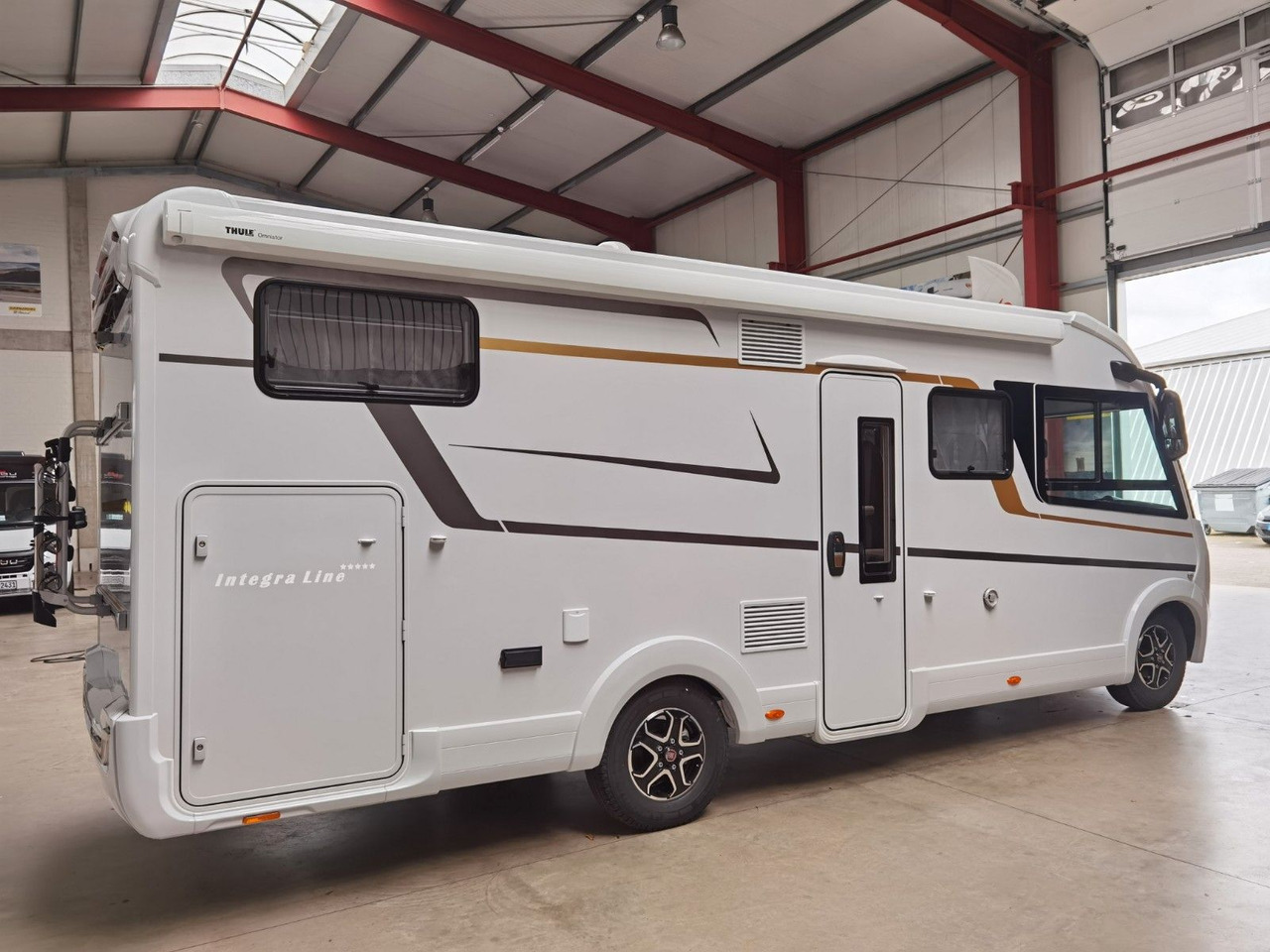 Eura Mobil INTEGRA LINE 720 EF /180PS-9G MAXI/ EINZELBETTEN - Integrated motorhome: picture 4 Eura Mobil INTEGRA LINE 720 EF /180PS-9G MAXI/ EINZELBETTEN - Integrated motorhome: picture 4
