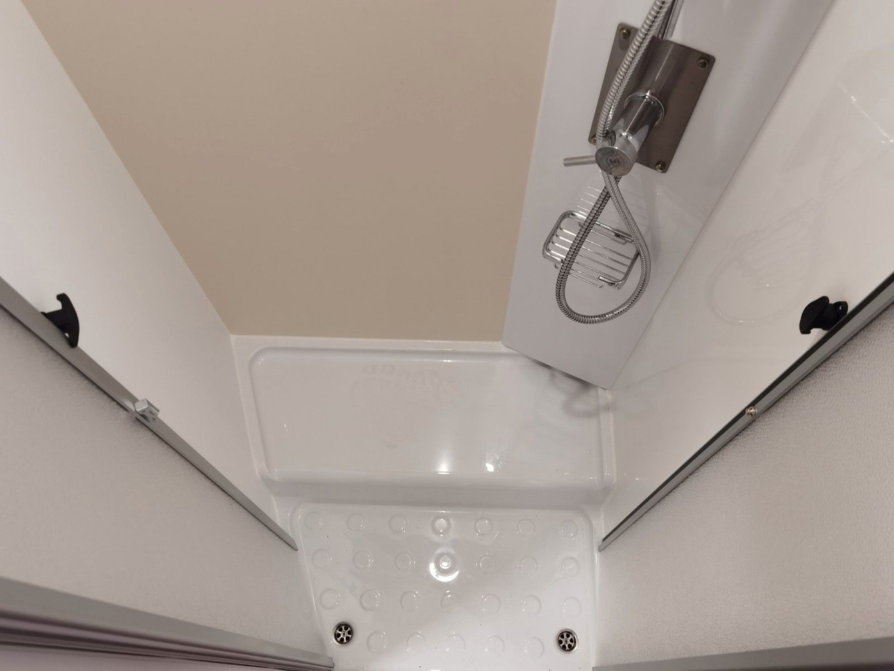 Semi-integrated motorhome Forster T 745 EB /-2025-/ 140PS / EINZELBETTEN & HUBBETT: picture 23