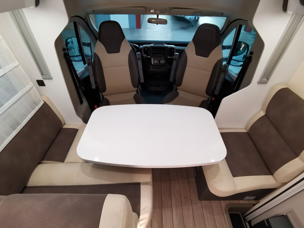 Semi-integrated motorhome Forster T 745 EB /-2025-/ 140PS / EINZELBETTEN & HUBBETT: picture 14