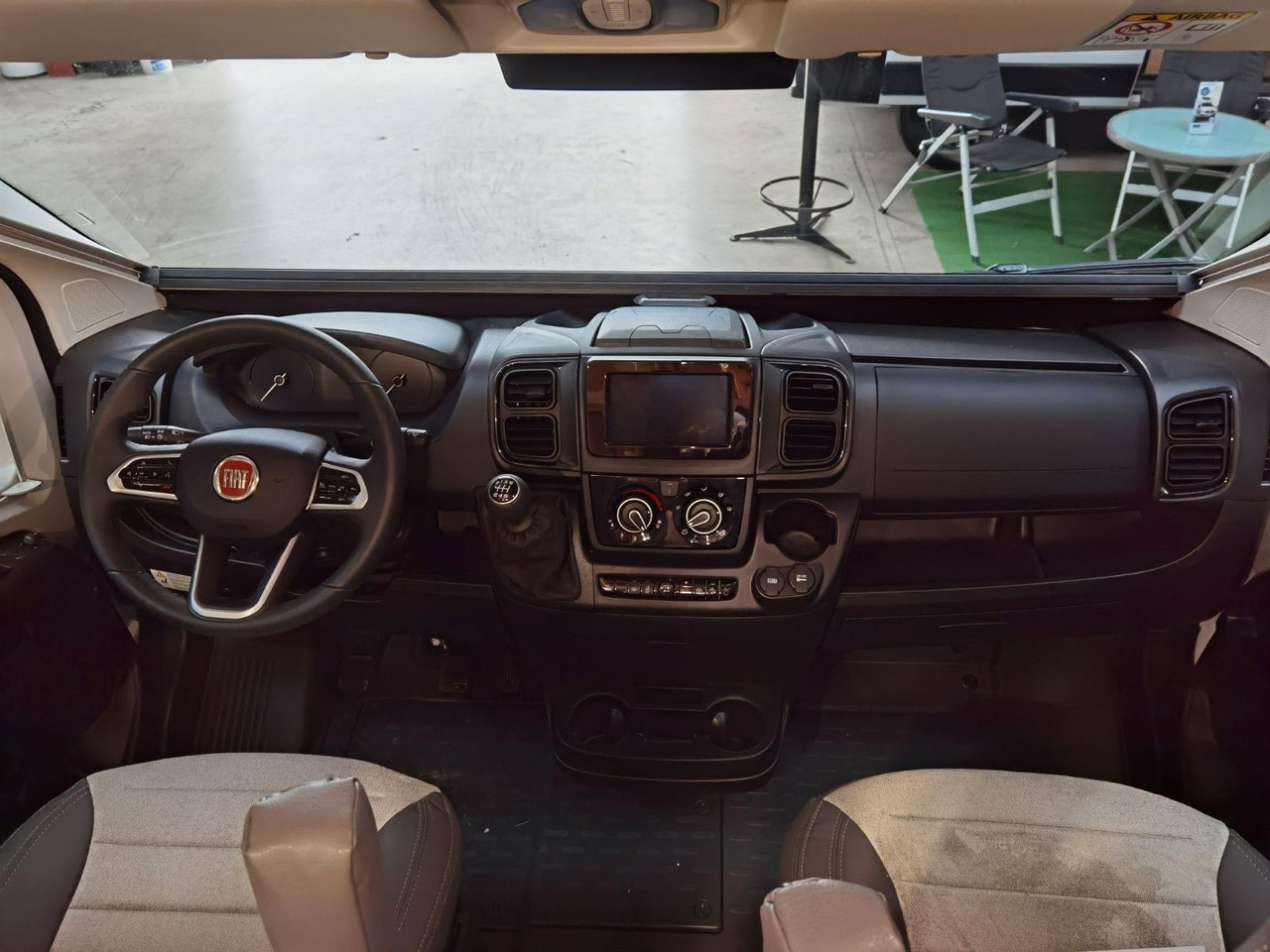 Camper van Karmann DEXTER 550 / 140PS / CONCEPT - PAKET & HUBBETT: picture 10