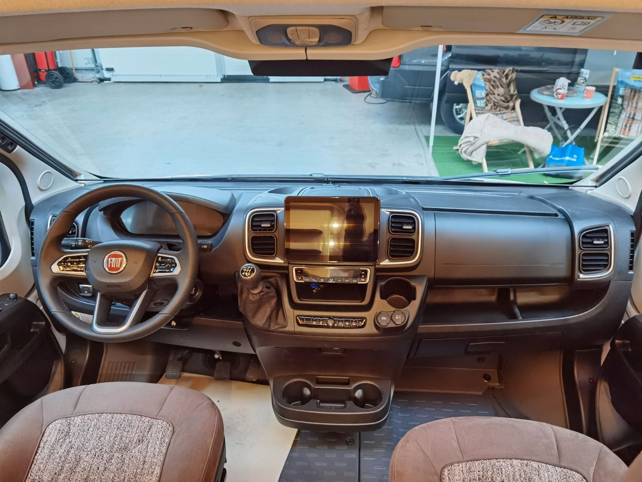 Camper van Malibu VAN COMFORT GT - 640 LE / NAVIGATION & KEYLESS: picture 10 Camper van Malibu VAN COMFORT GT - 640 LE / NAVIGATION & KEYLESS: picture 10