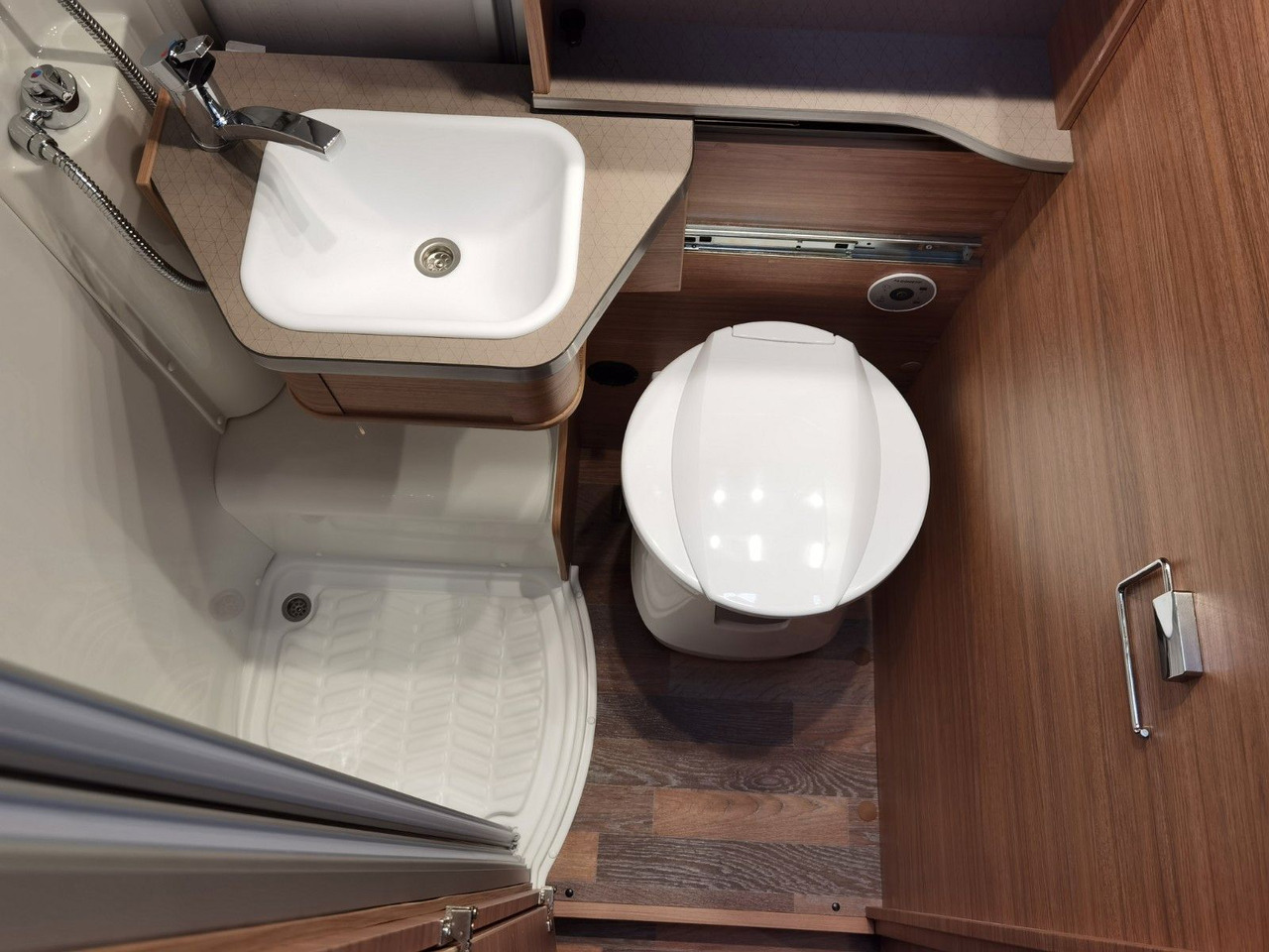 Semi-integrated motorhome Weinsberg CARACOMPACT 600 MEG EDITION-PEPPER/ EINZELBETTEN: picture 19