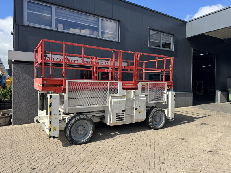 Genie Genie GS 3390 RT Schaarhoogwerker / Scissor Lift / Arbeitsbuhne 12mtr werkhoogte 4x4 Deutz DIESEL 2014 - Scissor lift: picture 4 Genie Genie GS 3390 RT Schaarhoogwerker / Scissor Lift / Arbeitsbuhne 12mtr werkhoogte 4x4 Deutz DIESEL 2014 - Scissor lift: picture 4