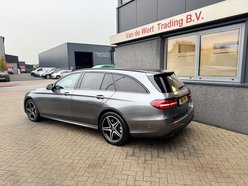 Mercedes-Benz E-Klasse Estate 300 de AMG Line 2020 Led / ACC / Leder - Car: picture 4 Mercedes-Benz E-Klasse Estate 300 de AMG Line 2020 Led / ACC / Leder - Car: picture 4