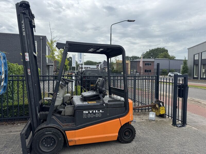 Still heftruck forklift R60-30 heftruck duplo460 sideshift 2002 - Electric forklift: picture 1 Still heftruck forklift R60-30 heftruck duplo460 sideshift 2002 - Electric forklift: picture 1