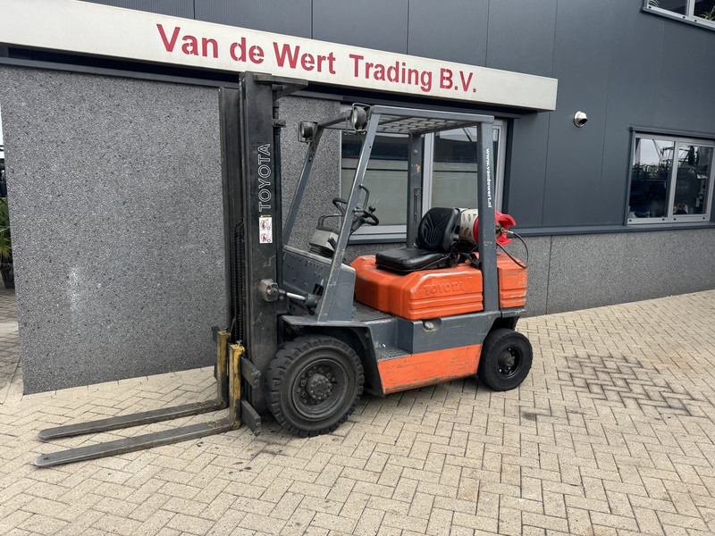 Toyota 42-5FGF20 Duplo 330 Freelift LPG 1993 - LPG forklift: picture 2 Toyota 42-5FGF20 Duplo 330 Freelift LPG 1993 - LPG forklift: picture 2