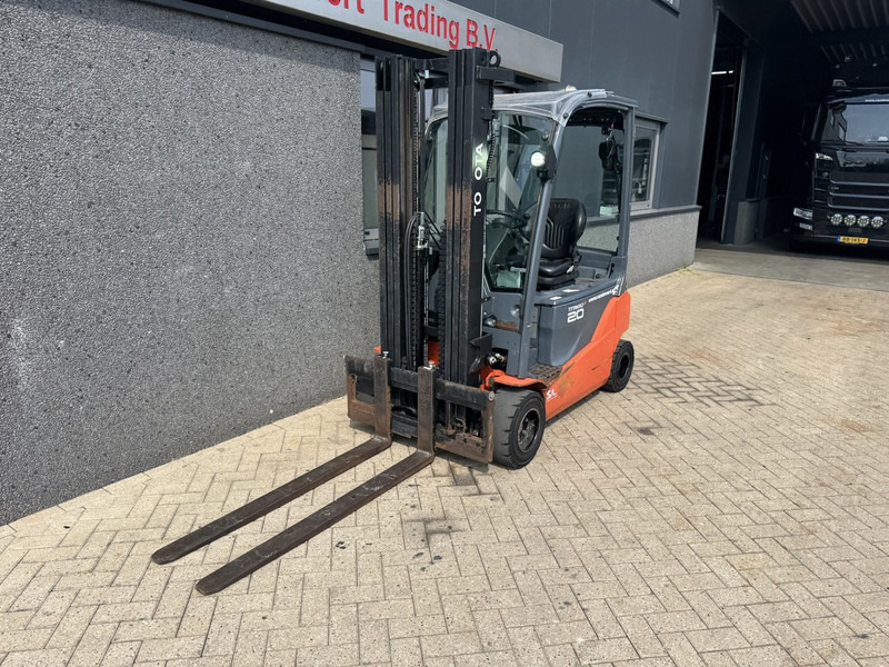 Toyota 8FBM20T Triplo 470 Freelift / Sideshift Elektrisch 2017 6145Hours - Electric forklift: picture 3 Toyota 8FBM20T Triplo 470 Freelift / Sideshift Elektrisch 2017 6145Hours - Electric forklift: picture 3