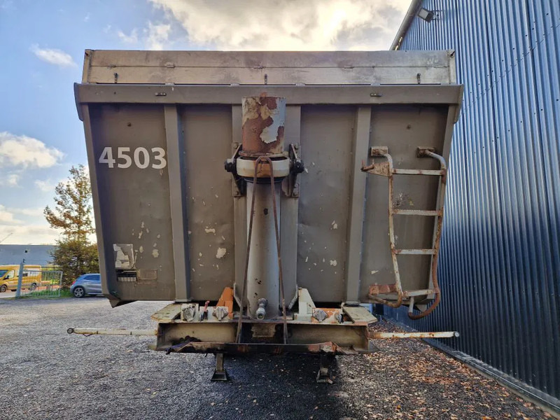 Kässbohrer SKM 14-18 L - Tipper semi-trailer: picture 3 Kässbohrer SKM 14-18 L - Tipper semi-trailer: picture 3