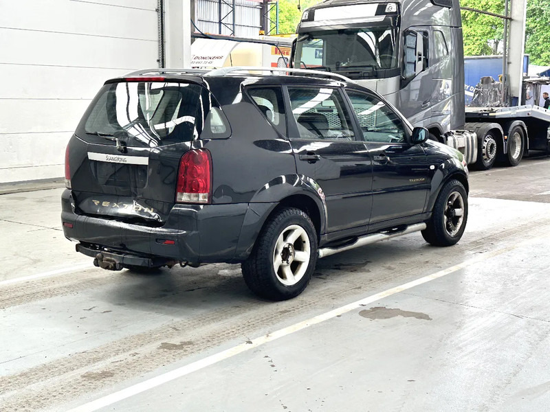 SsangYong Rexton AIRCO / LEATHER / MOTEUR MERCEDES - MERCEDES MOTOR - Car: picture 5 SsangYong Rexton AIRCO / LEATHER / MOTEUR MERCEDES - MERCEDES MOTOR - Car: picture 5
