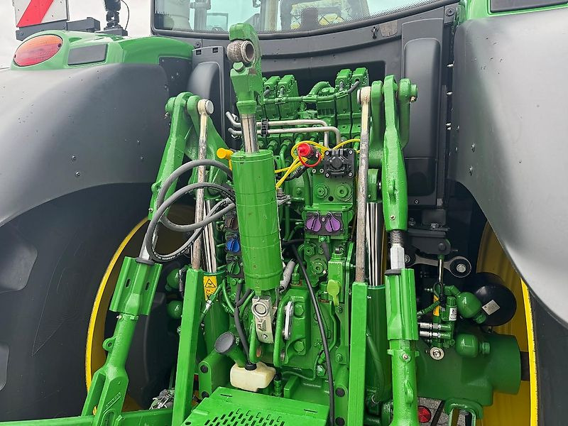 John Deere 6R215 AP 50KM COMMAND-PRO G5-Plus 2024 FH+FA!!! - Farm tractor: picture 4 John Deere 6R215 AP 50KM COMMAND-PRO G5-Plus 2024 FH+FA!!! - Farm tractor: picture 4